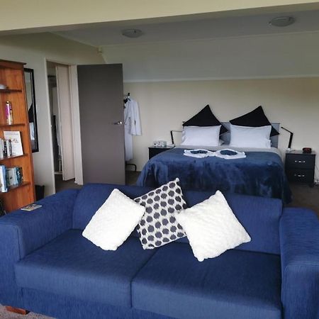 Bed and Breakfast Breakaway At York Bay Days Bay Екстер'єр фото